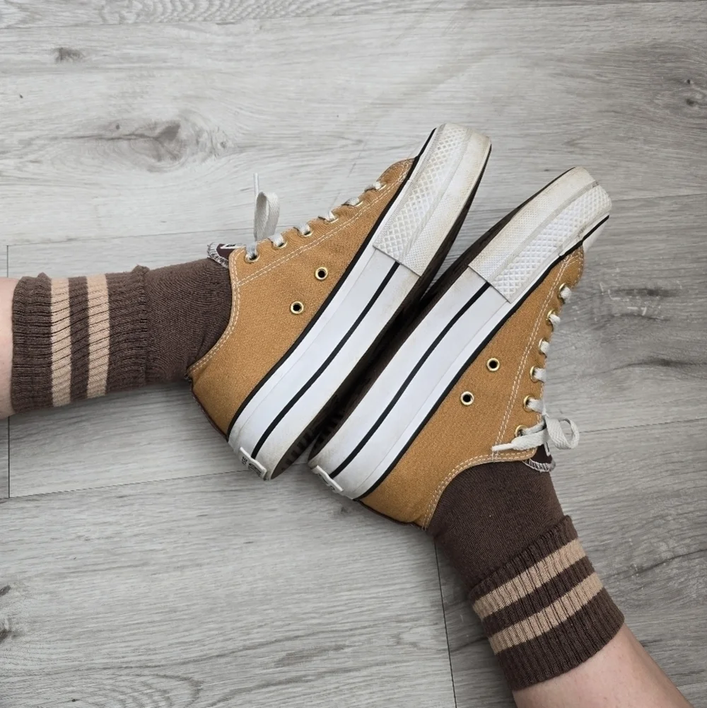 Converse | CTAS brown canvas sporty boho platform sneakers | WMS 7.5 - Picture 10 of 13